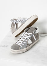 Load image into Gallery viewer, High Top Sneaker